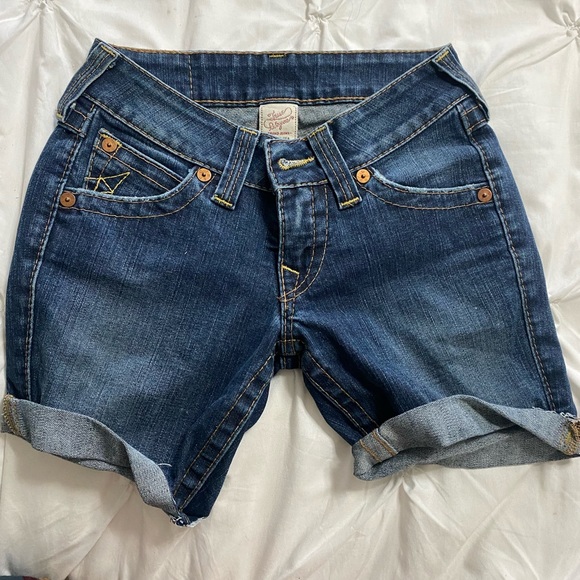 🤍3/35 True religion jean shorts - Picture 2 of 3